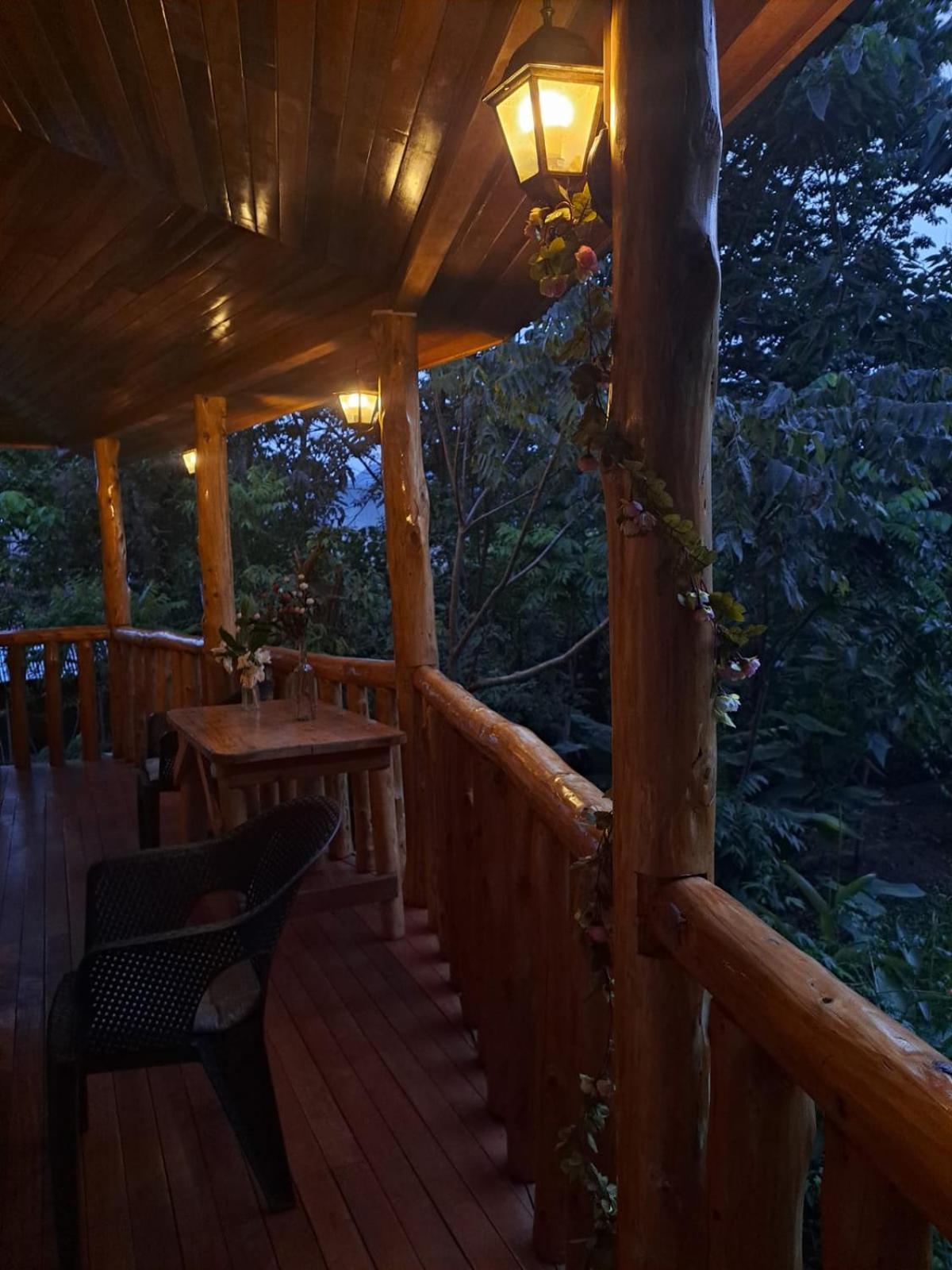 Villa Refugio De Orquideas Oxapampa Esterno foto